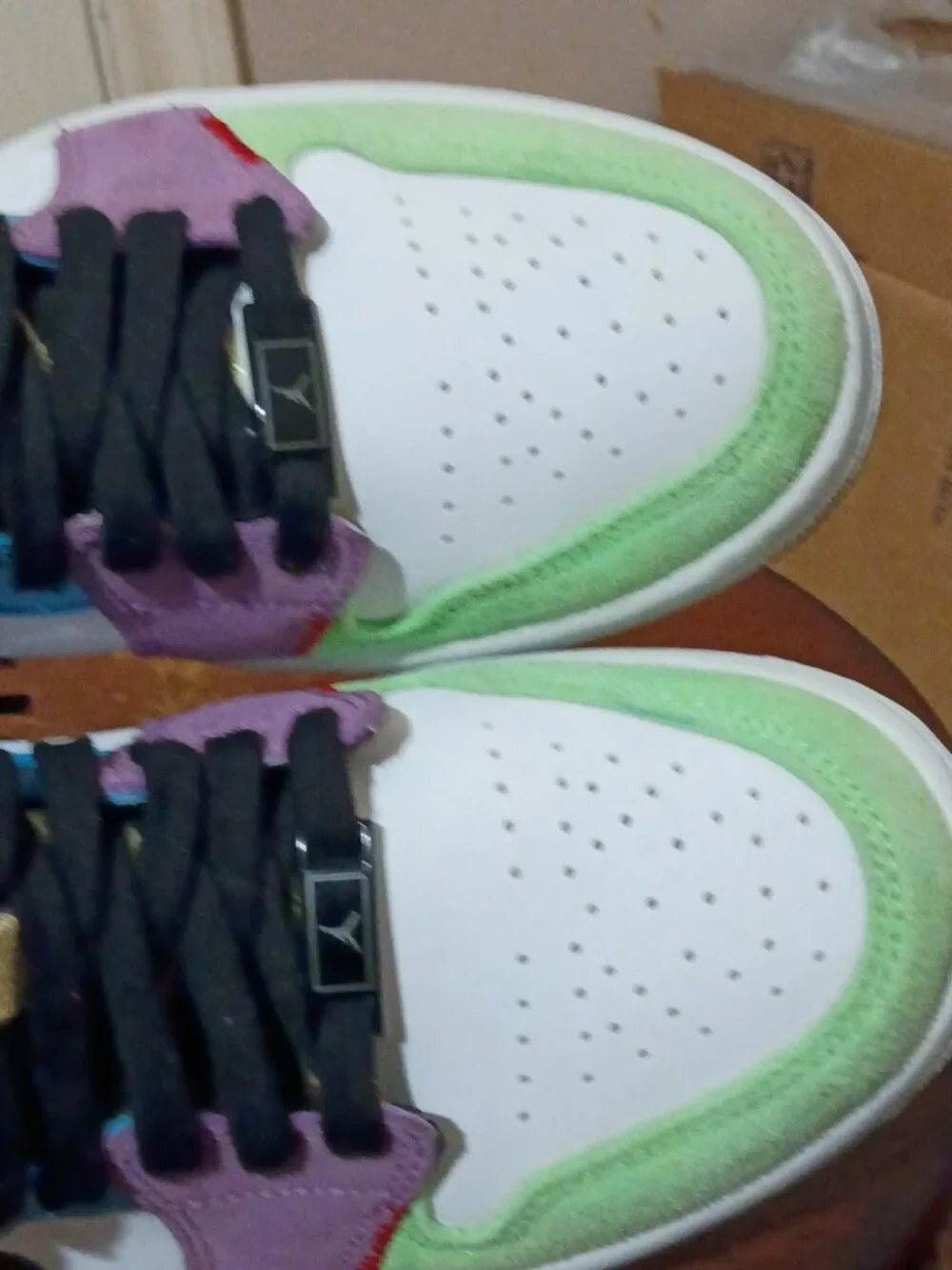 Nike Air Jordan 1 Mid SE Shoes Womens Size 7.5 Lightbulb Multicolor CW1140-100 - Picture 13 of 13